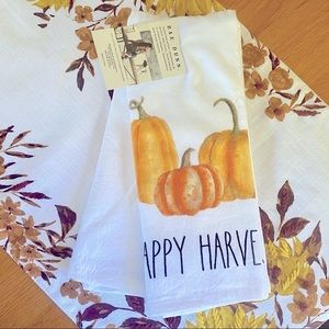 NWT Rae Dunn Pumpkin Happy Harvest Kitchen Towels